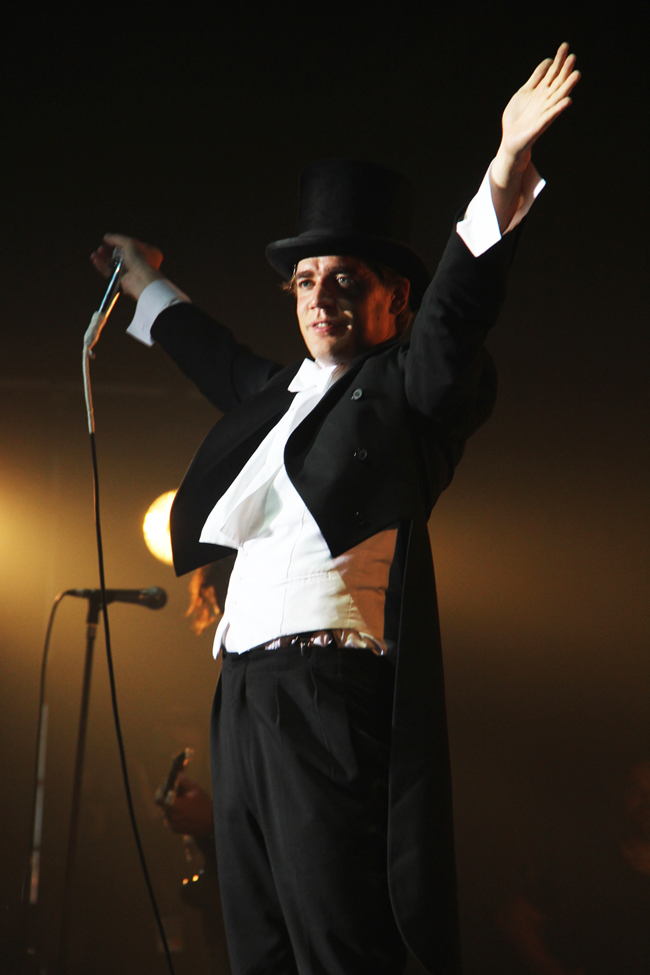 The Hives NeoBoto