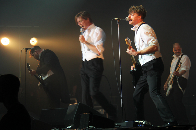 The Hives NeoBoto