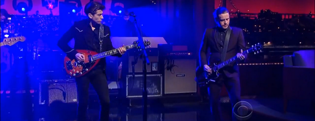 arctic-monkeys-david-letterman-neo-boto