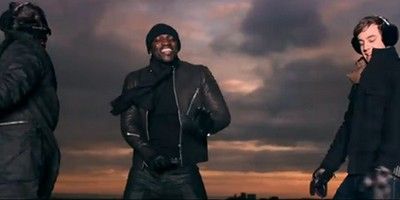 Les comiques de « The Lonely Island » ft Akon
